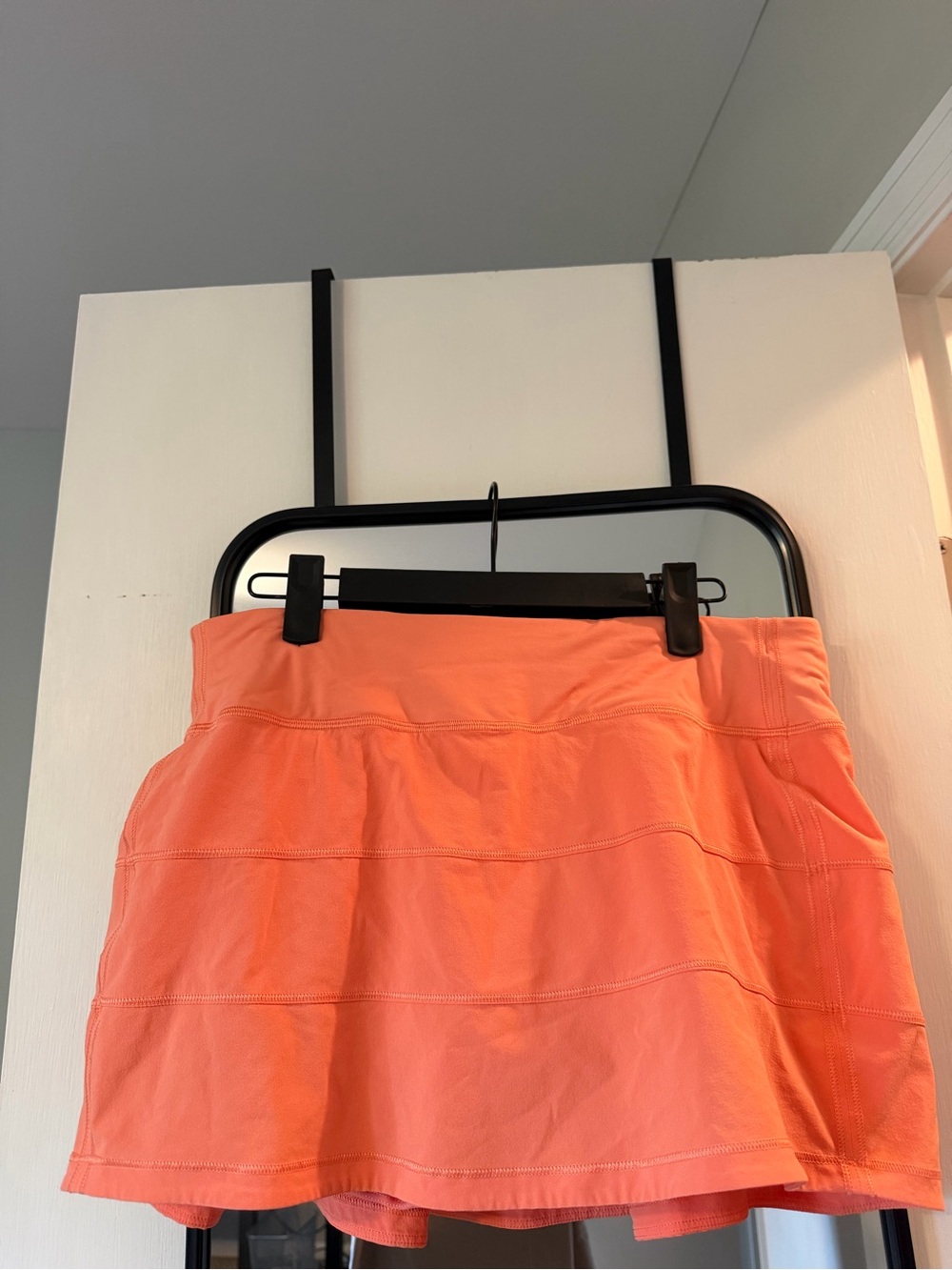 Lululemon skirt - size 8